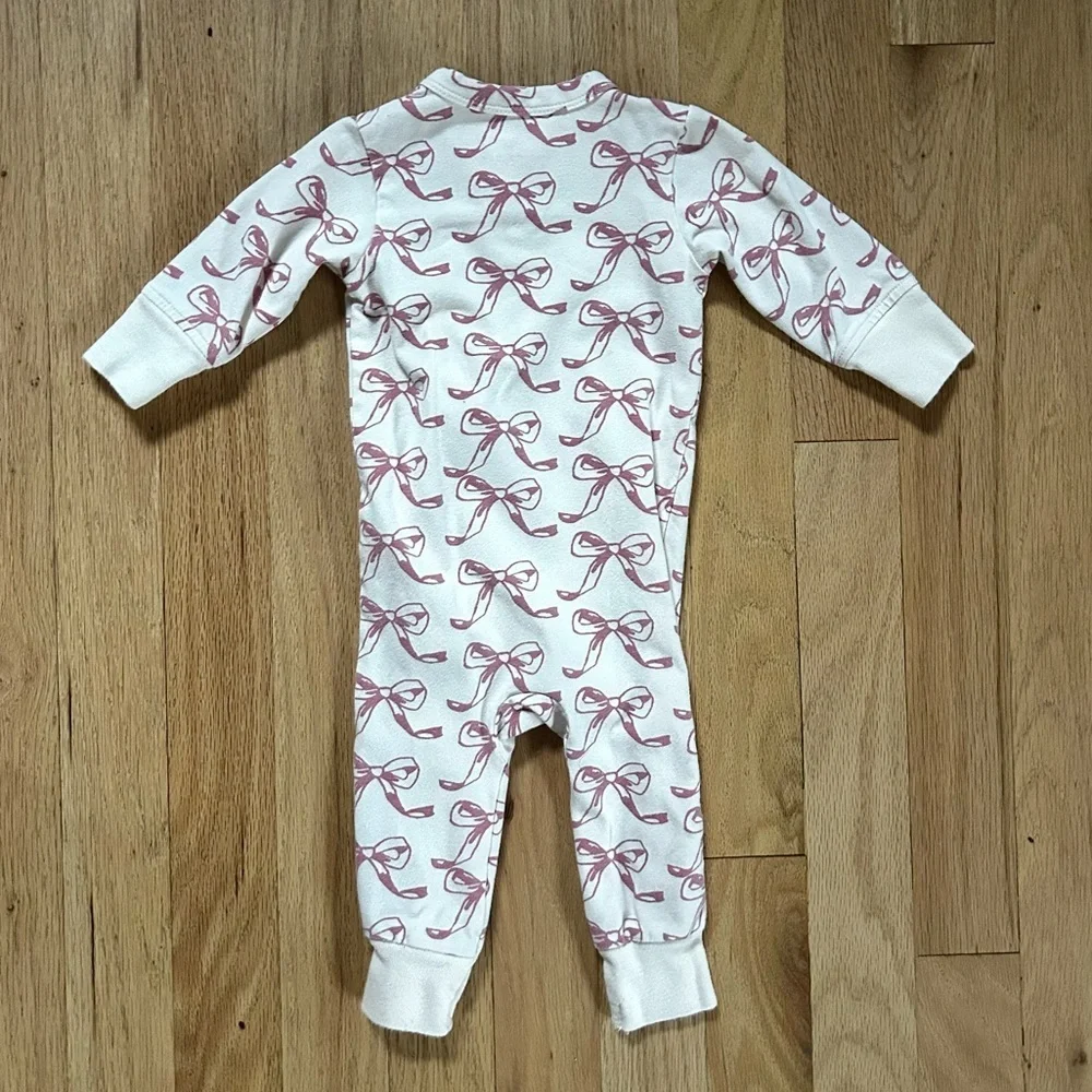 PINK CHICKEN pink bow sleeper zippy pajamas footless newborn baby size 0-3M